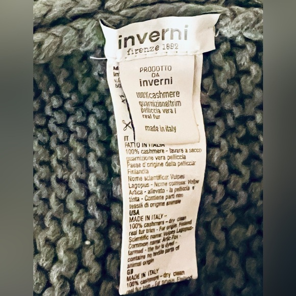 Inverni Blue Cashmere Beanie with Fur Pom - Picture 4 of 4